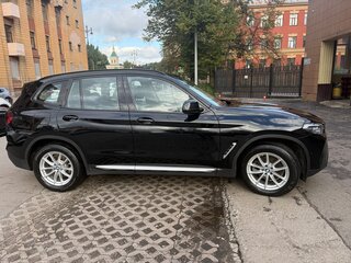 2022 BMW X3 20d xDrive III (G01) Рестайлинг, чёрный, 5299000 рублей, вид 3