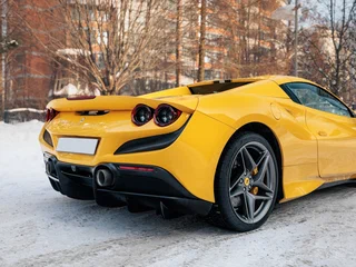 2021 Ferrari F8 Spider, жёлтый, 26500000 рублей, вид 5