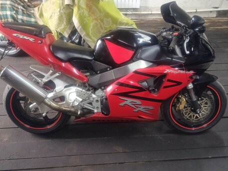 2004 Honda CBR 954RR Fireblade, красный, 500000 рублей, вид 1