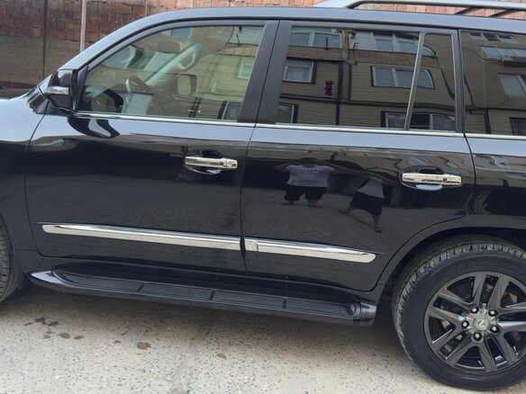 2012 Lexus LX 570 III Рестайлинг, чёрный, 3600000 рублей - вид 11