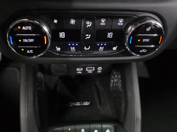 2023 Chevrolet TrailBlazer III, чёрный - вид 12