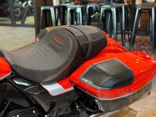 2024 Harley-Davidson CVO Street Glide, оранжевый, 5850000 рублей, вид 3