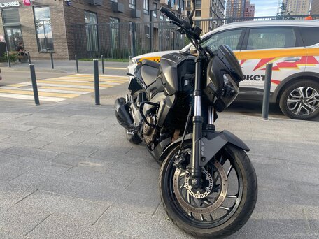2018 Bajaj Dominar 400, чёрный, 300000 рублей, вид 3