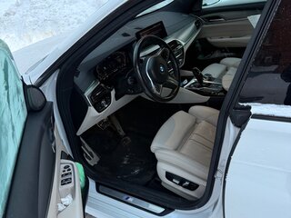 2019 BMW 6 серии Gran Turismo 620d xDrive IV (G32), белый, 4500000 рублей, вид 3