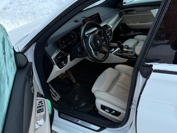 2019 BMW 6 серии Gran Turismo 620d xDrive IV (G32), белый, 4500000 рублей - вид 2