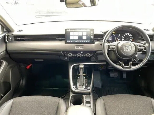 2023 Honda Vezel II, белый, 1690000 рублей - вид 6