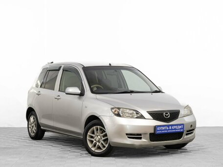 Mazda Demio II (DY)