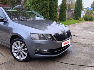 2019 Skoda Octavia III (A7) Рестайлинг, серый, 1800000 рублей, вид 1