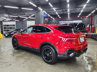 2020 Audi Q3 Sportback 35 TFSI MHEV II (F3), красный, 2650000 рублей, вид 4
