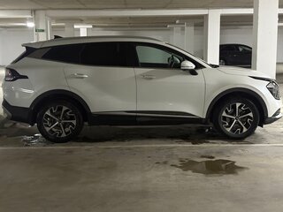 2023 Kia Sportage V, белый, 3550000 рублей, вид 3