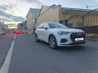 2020 Audi Q3 40 TFSI II (F3), белый, 3198000 рублей, вид 2