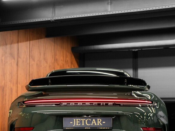 2026 Porsche 911 Turbo S VIII (992) Рестайлинг, зелёный, 39000000 рублей - вид 15