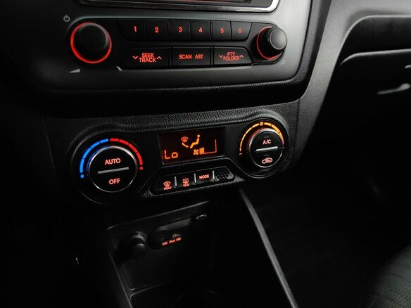 2012 Kia Rio 5-speed III, серебристый - вид 14