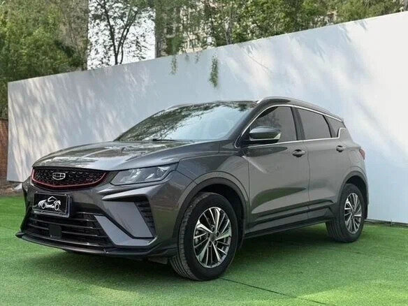 2022 Geely Coolray I, серый
