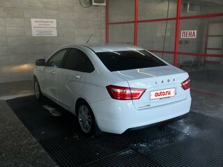 2018 Lada (ВАЗ) Vesta CNG I, белый, 890000 рублей, вид 2