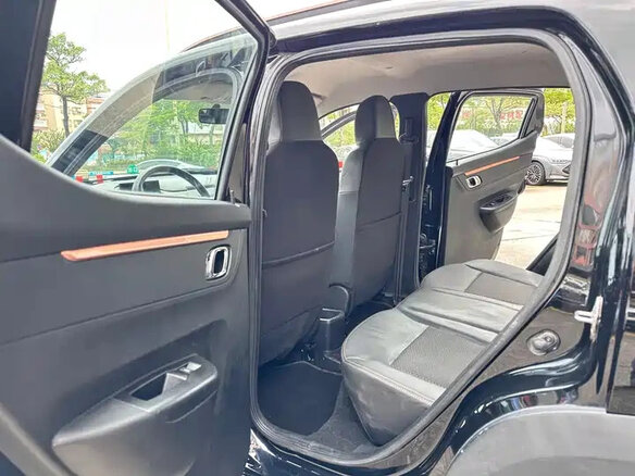 2024 Dongfeng Box 31.45 kWh, чёрный - вид 13