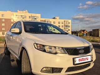 2011 Kia Cerato 6-speed II, белый, 850000 рублей, вид 3