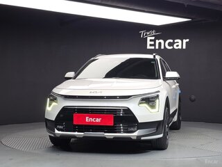 2023 Kia Niro II, белый, 2098000 рублей, вид 2