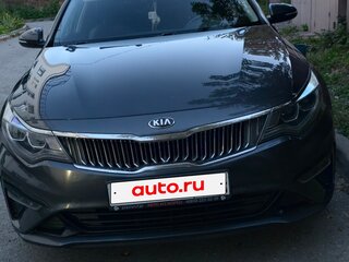 2019 Kia K5 II, серый, 2500000 рублей, вид 1