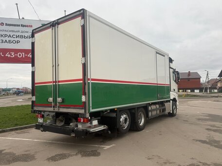 2017 Mercedes-Benz Actros, белый, 12000000 рублей, вид 2