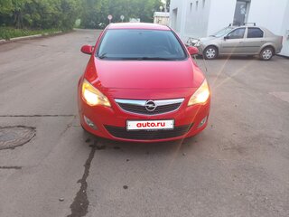 2011 Opel Astra J, красный, 615000 рублей, вид 2