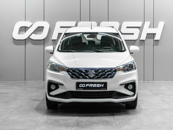2022 Suzuki Ertiga II Рестайлинг, белый, 2500000 рублей - вид 2