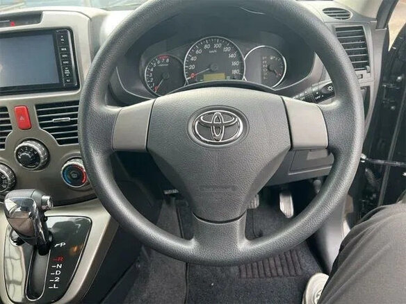 2015 Toyota Rush I, чёрный, 933000 рублей - вид 16
