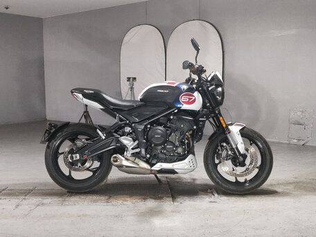 2025 Triumph Trident 660, чёрный, 800000 рублей, вид 1