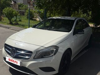 2013 Mercedes-Benz A-Класс 180 III (W176), белый, 1216000 рублей, вид 2