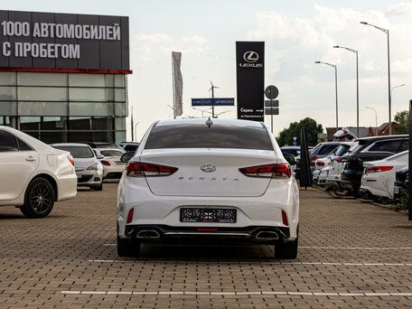 2017 Hyundai Sonata VII (LF) Рестайлинг, белый, 1475000 рублей, вид 5