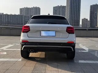 2021 Audi Q2 L I, белый, 1521213 рублей, вид 4