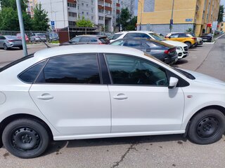 2016 Volkswagen Polo V Рестайлинг, белый, 1120000 рублей, вид 4