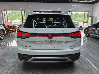 2022 Volkswagen Tayron I, белый, 2050000 рублей, вид 4