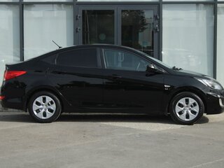 2012 Hyundai Solaris I, чёрный, 790000 рублей, вид 4