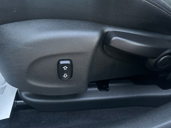 2021 Opel Astra K Рестайлинг, серебристый, 1535000 рублей - вид 20