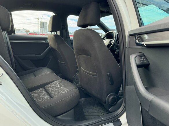 2020 Skoda Octavia III (A7) Рестайлинг, белый, 1850000 рублей - вид 12
