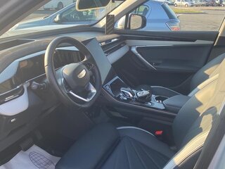 2024 Geely Atlas II, серый, 2350000 рублей, вид 2