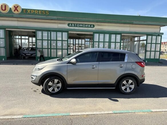 2010 Kia Sportage III, серебристый, 1370000 рублей - вид 5