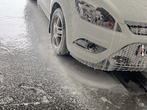 2011 Ford Focus II Рестайлинг, белый - вид 6