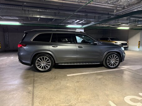 2021 Mercedes-Benz GLS 400 d II (X167), серый, 8600000 рублей, вид 2