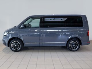 2022 Volkswagen Multivan T6 Рестайлинг, серый, 4800000 рублей, вид 2