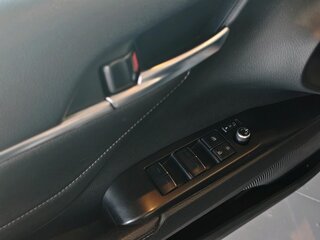2021 Toyota Camry VIII (XV70) Рестайлинг, чёрный, 3195000 рублей, вид 5