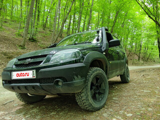 2015 Chevrolet Niva I Рестайлинг, чёрный, 750000 рублей, вид 3