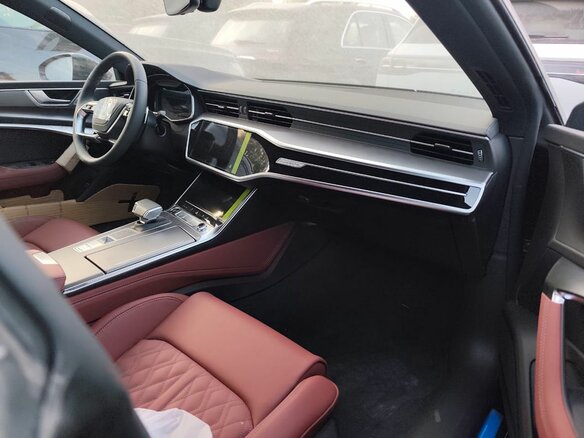 2026 Audi A7 L 45 TFSI II (4K), чёрный, 6990000 рублей - вид 5