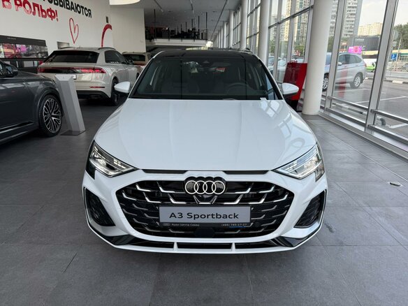 2025 Audi A3 35 TFSI IV (8Y) Рестайлинг, белый - вид 1