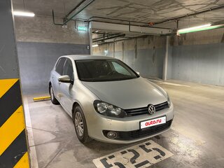 2011 Volkswagen Golf VI, жёлтый, 850000 рублей, вид 1