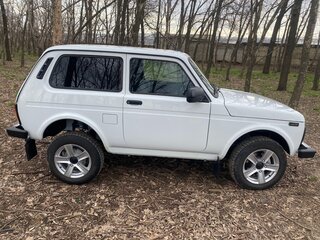 2024 Lada (ВАЗ) Niva Legend I, белый, 1000000 рублей, вид 3