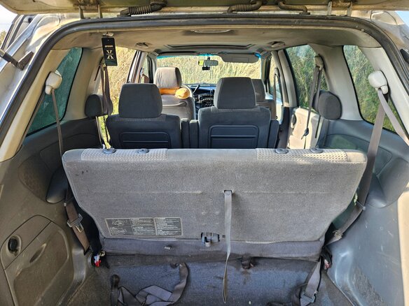 2003 Mazda MPV II (LW) Рестайлинг, серебристый, 350000 рублей - вид 10