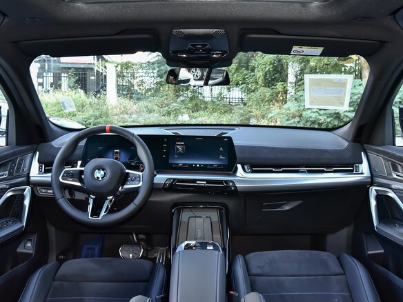 2026 BMW X2 M35i II (U10), серый - вид 16