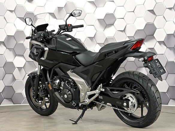 2026 Honda NC 750X, чёрный, 1277000 рублей - вид 7